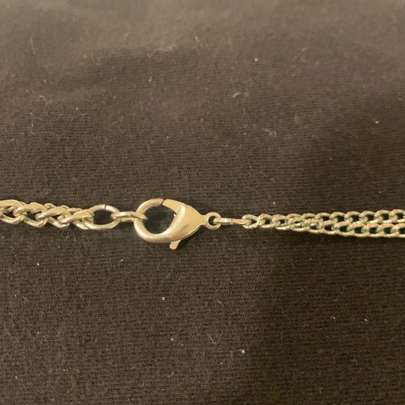 Multi Layered Silver Chain Necklace.Silver tone and black .Beautiful!!! - Picture 7 of 7